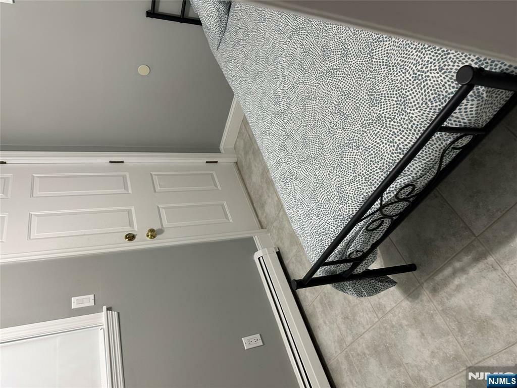 Property Photo:  184 Chestnut Street  NJ 07032 