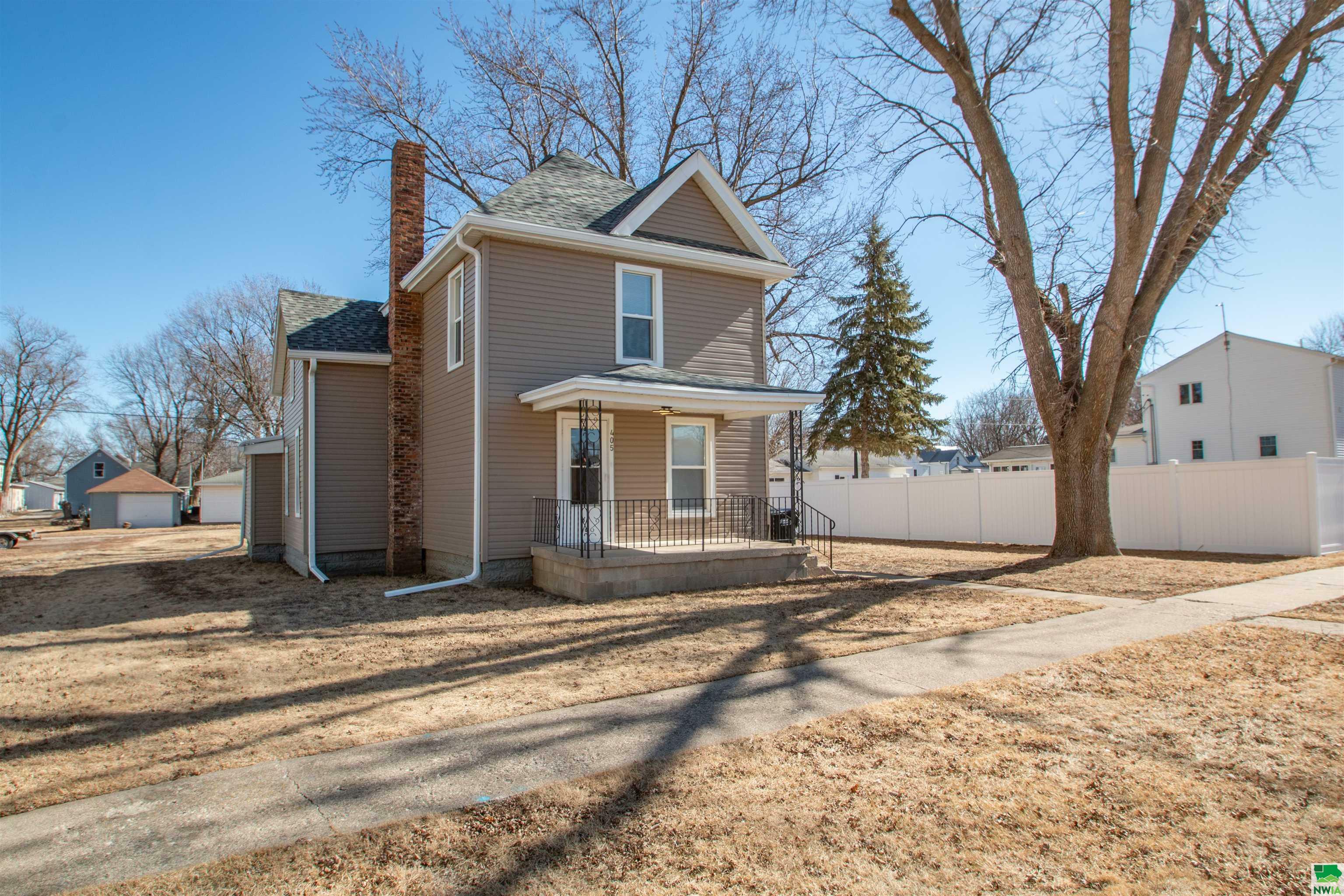 405 N Elm St  Marcus IA 51035 photo