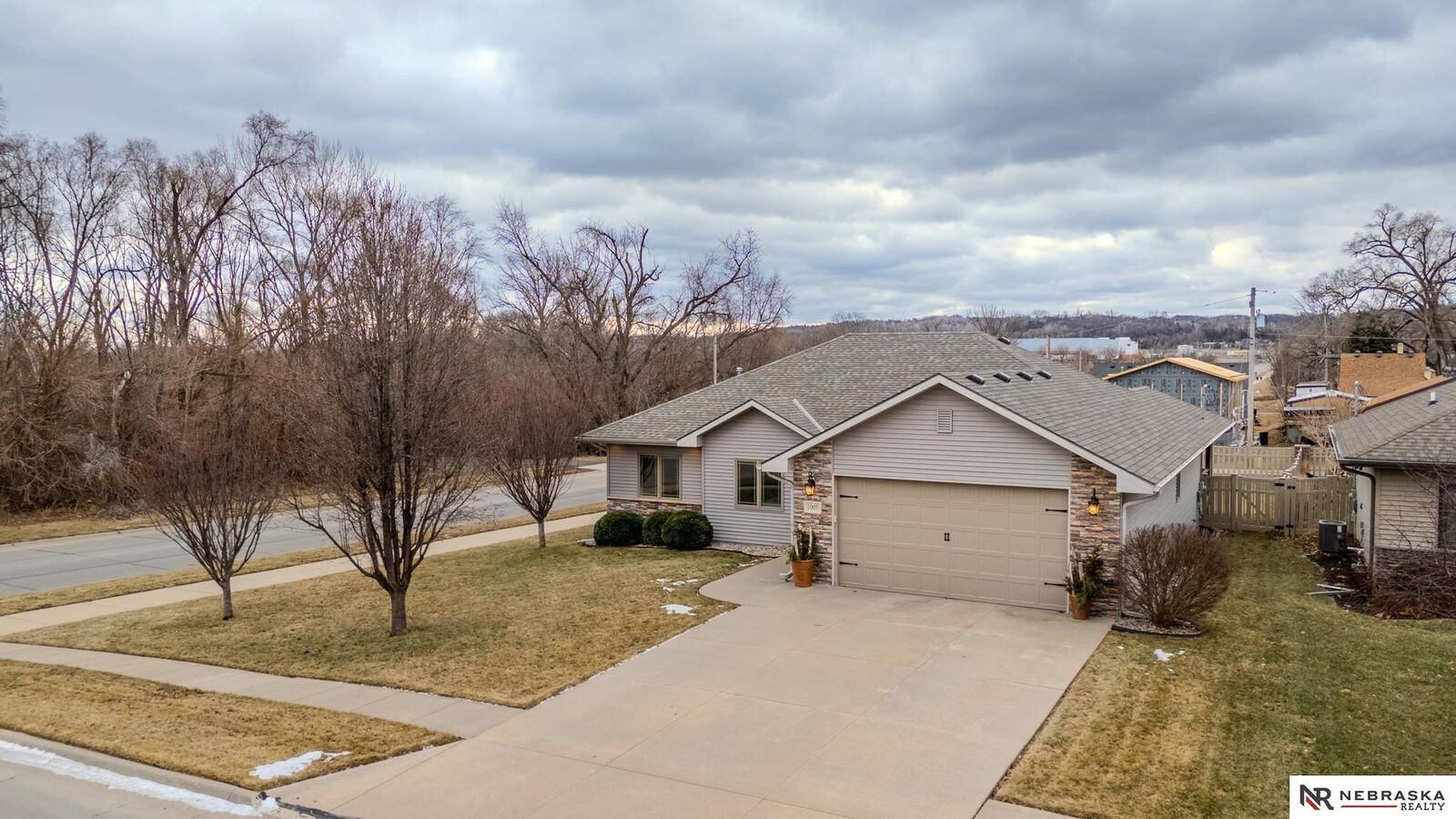 Property Photo: 1005 Colfax Street NE 68008