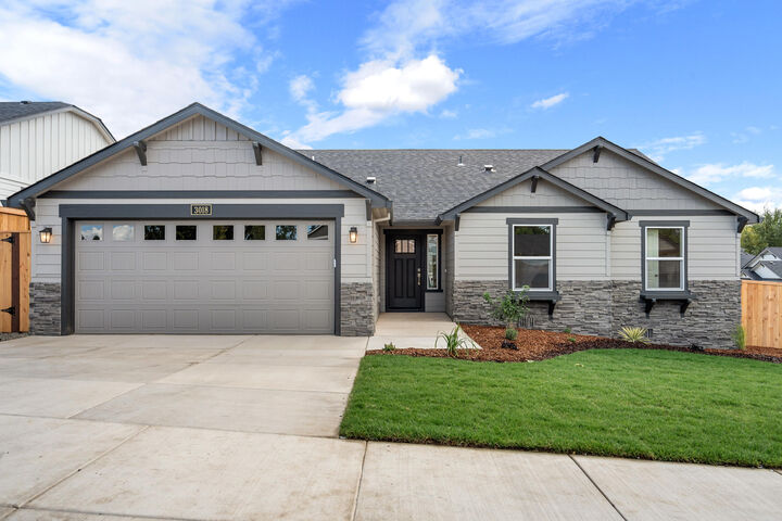 3018 Sky Lakes Drive  Medford OR 97504 photo