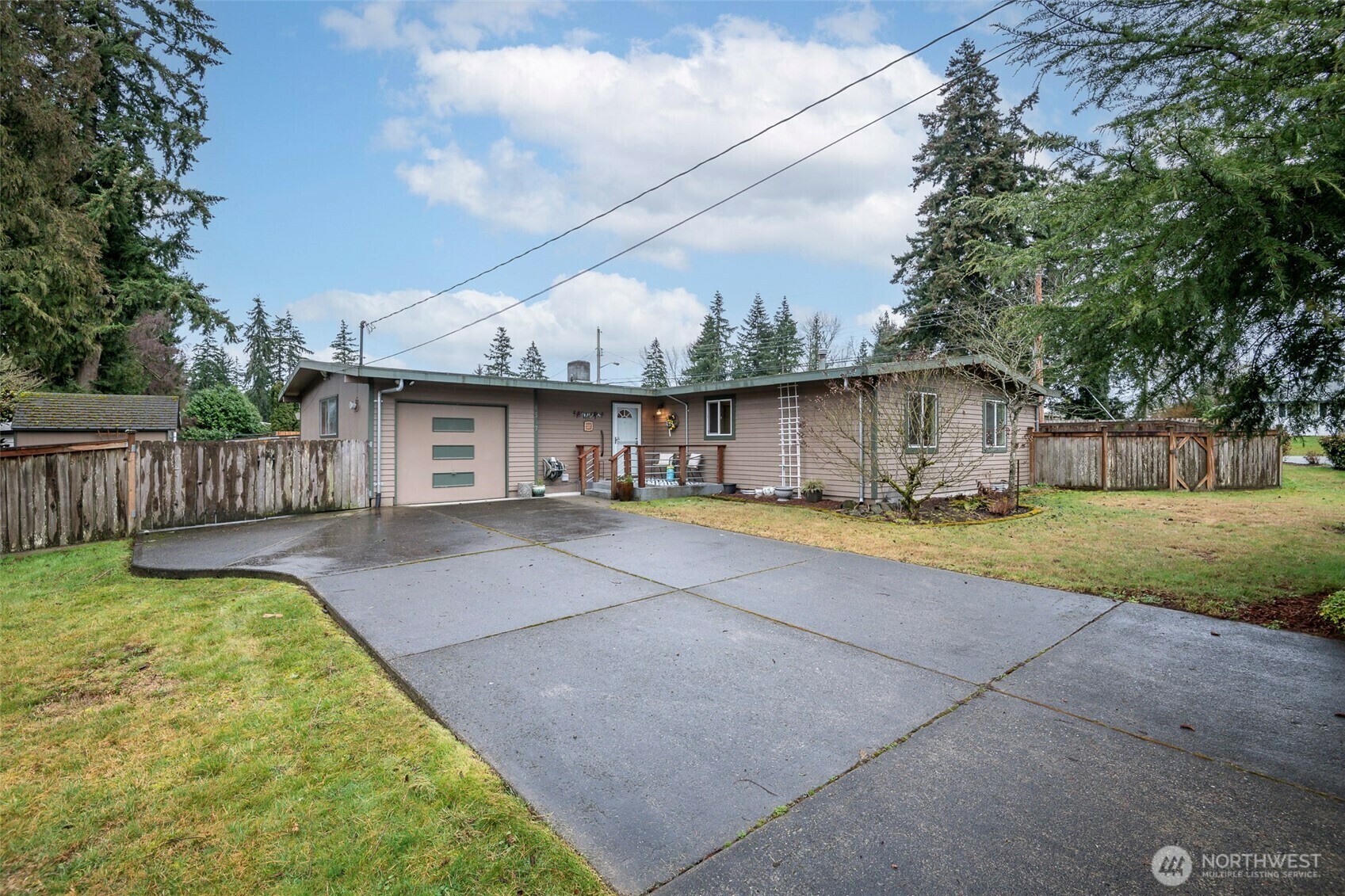 Property Photo: 4507 S 349th Street WA 98001