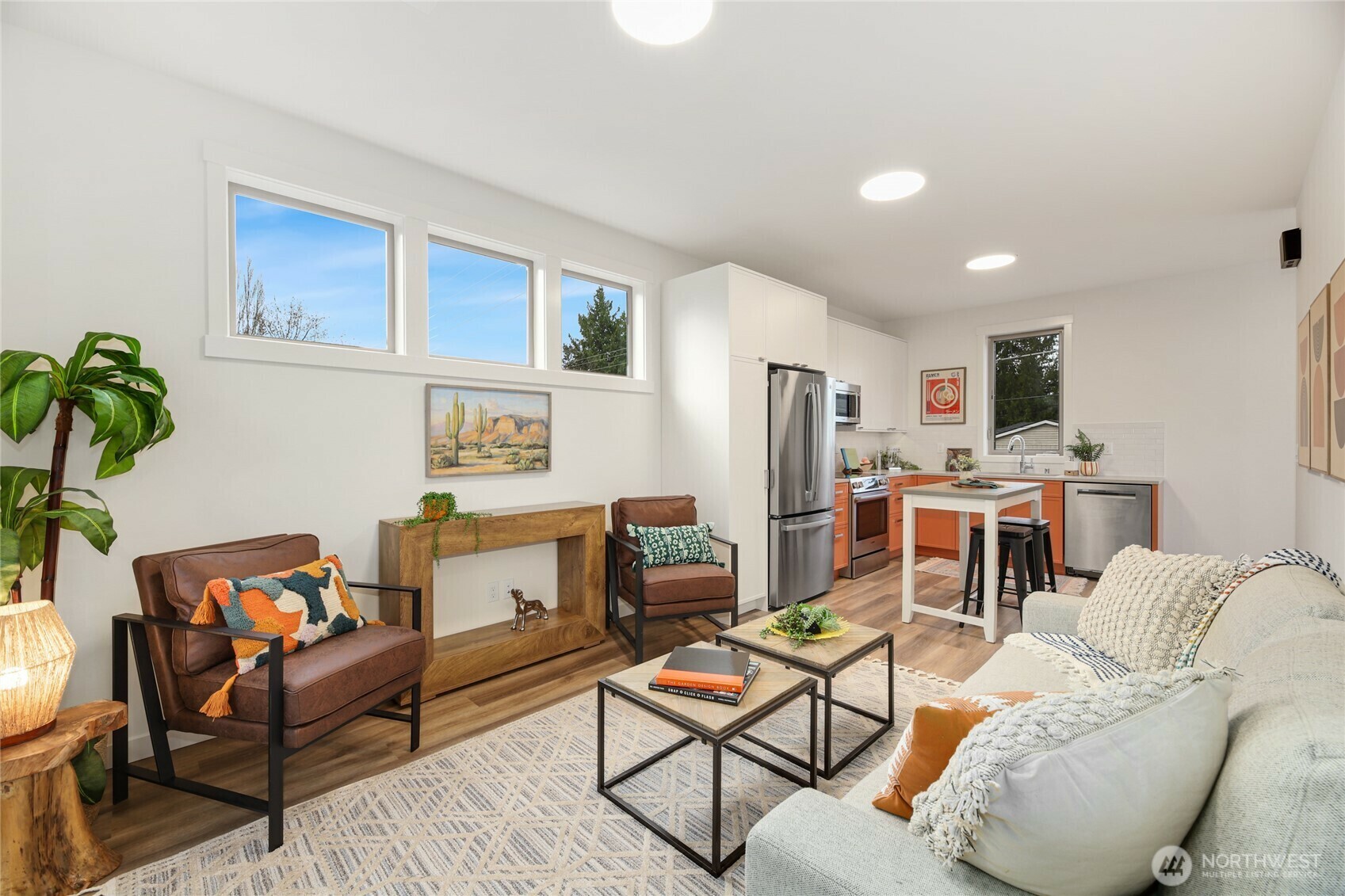 Property Photo: 9613 Fremont Avenue N WA 98103