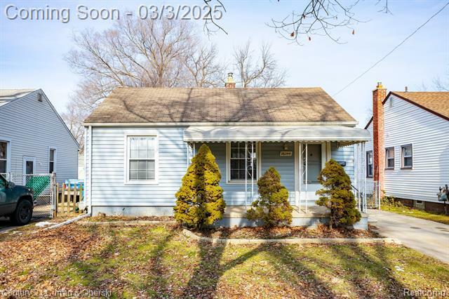 Property Photo:  26244 Pennie Street  MI 48125 