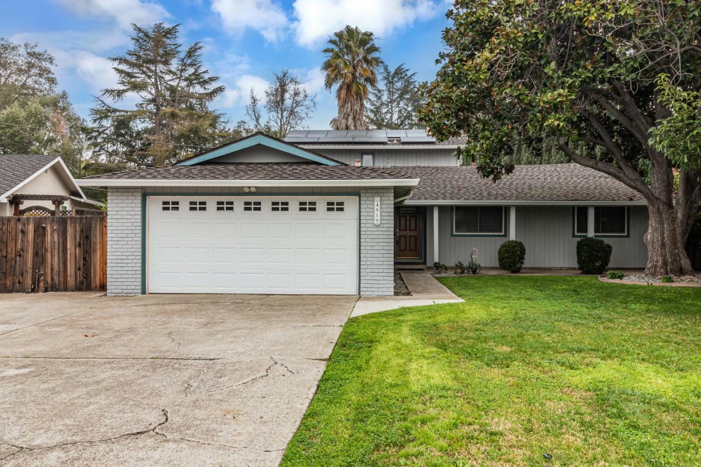 Property Photo:  4919 Elmwood Drive  CA 95130 