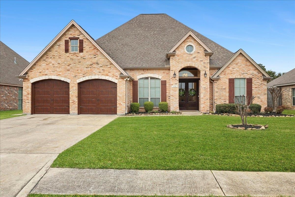 Property Photo: 104 Sir Cameron TX 77657