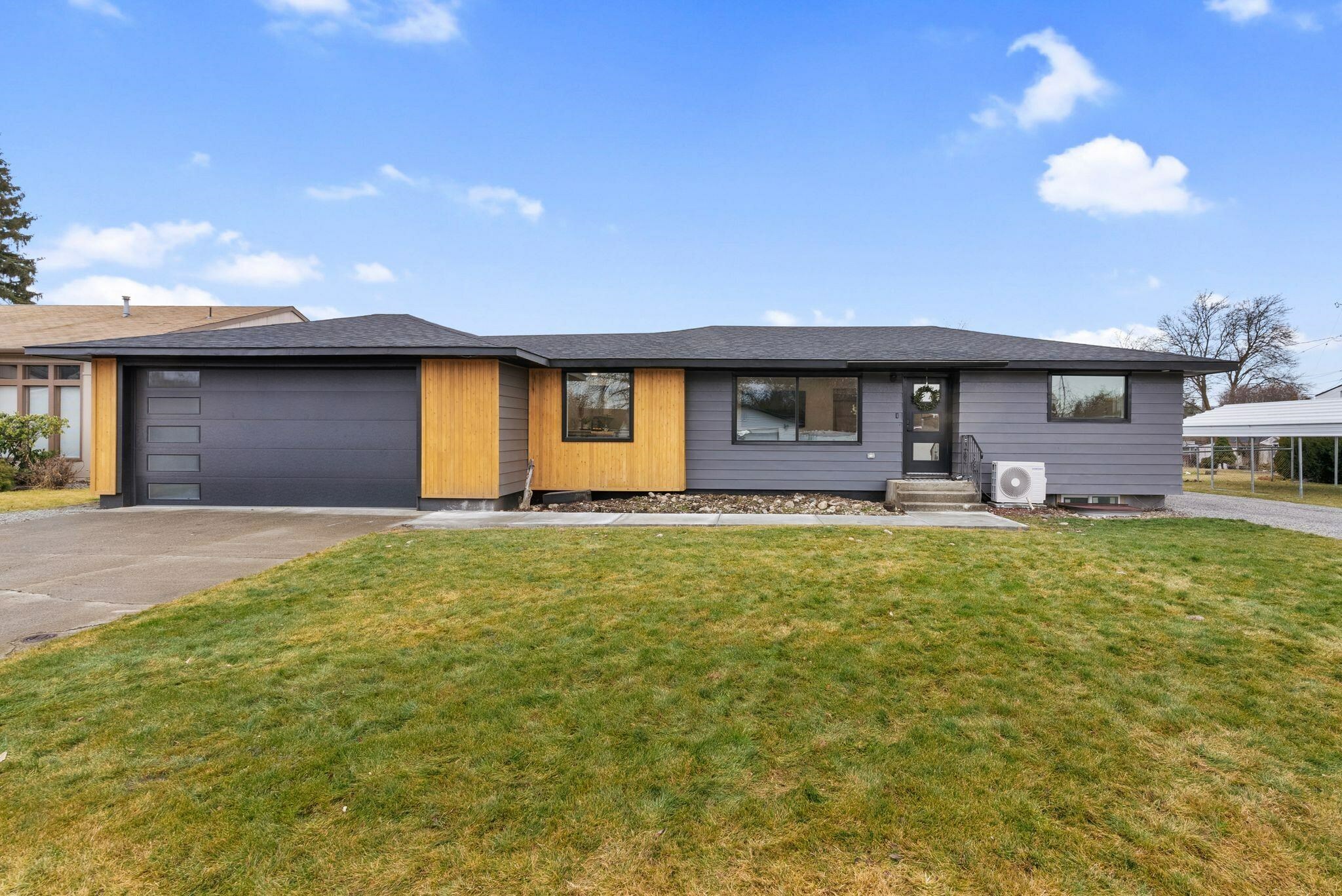 11216 E Mallon Ave  Spokane Valley WA 99206 photo