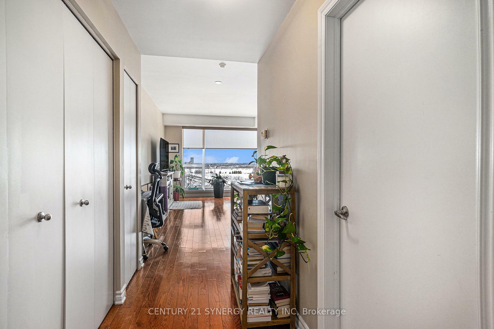 Property Photo: 250 Lett Street 906 ON K1R 0A8