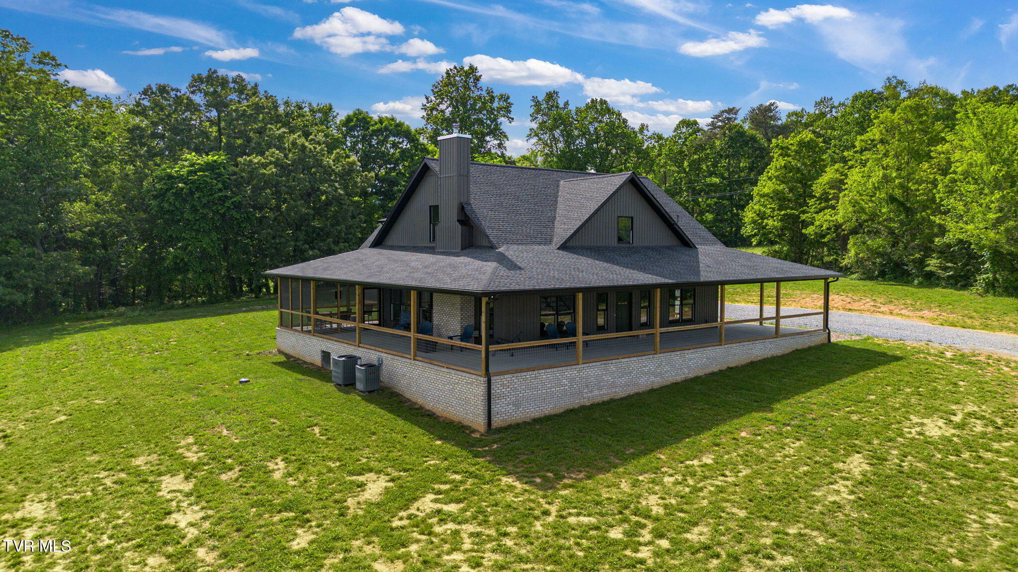 Property Photo: 2150 Sunnyside Road TN 37743