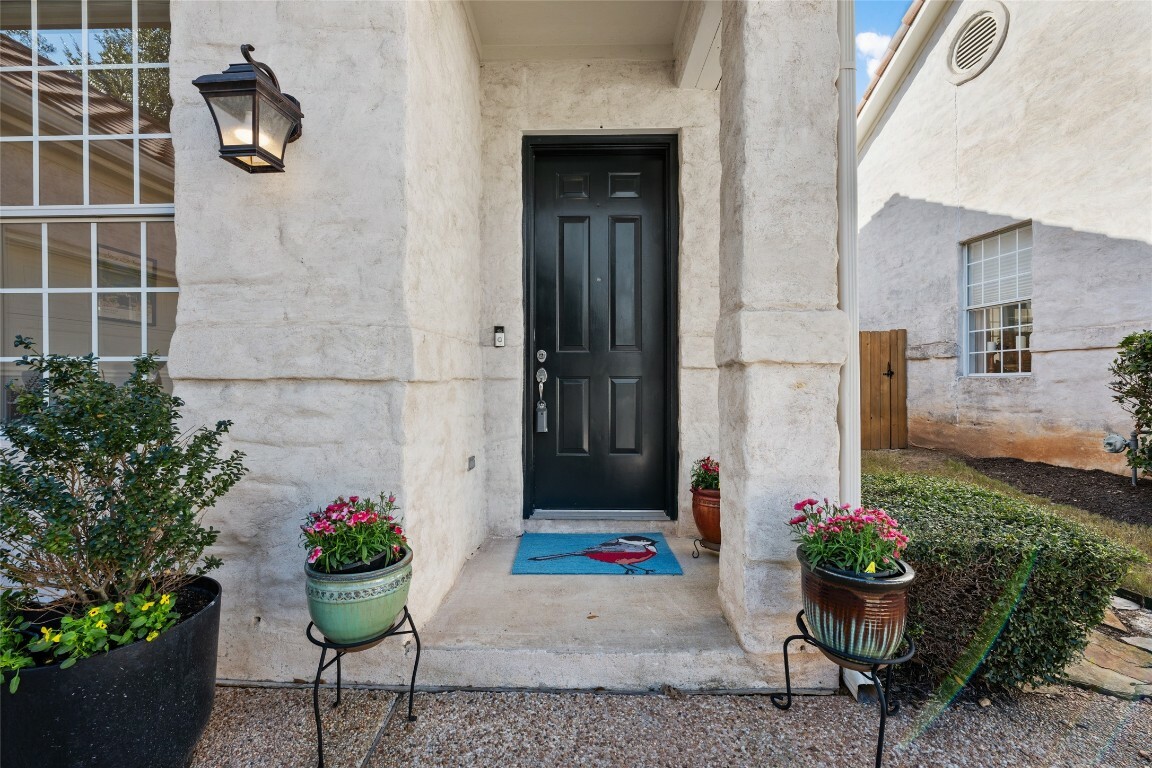 Property Photo:  6011 Tasajillo Trail  TX 78739 