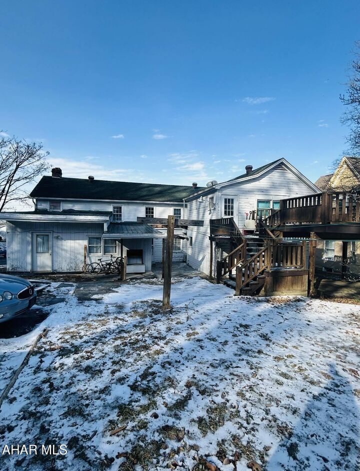 247 W John Street  Bedford PA 15522 photo