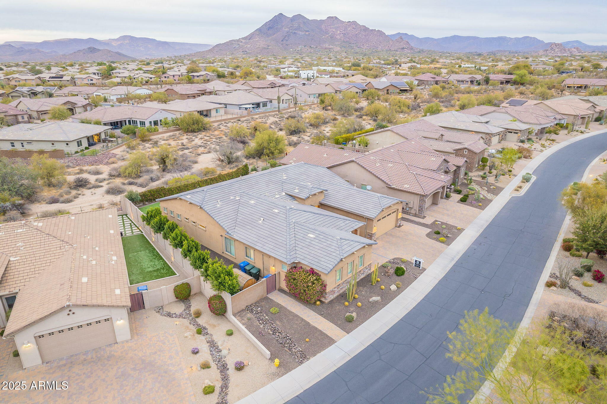 Property Photo: 6130 E Bramble Berry Lane AZ 85331