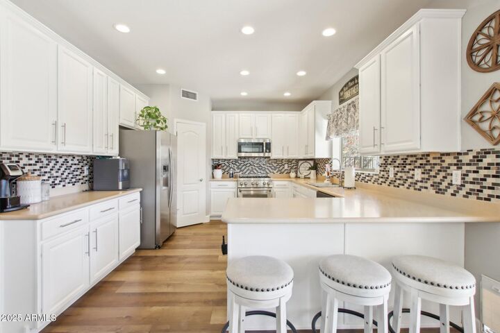 Property Photo: 4979 E Colonial Drive AZ 85249