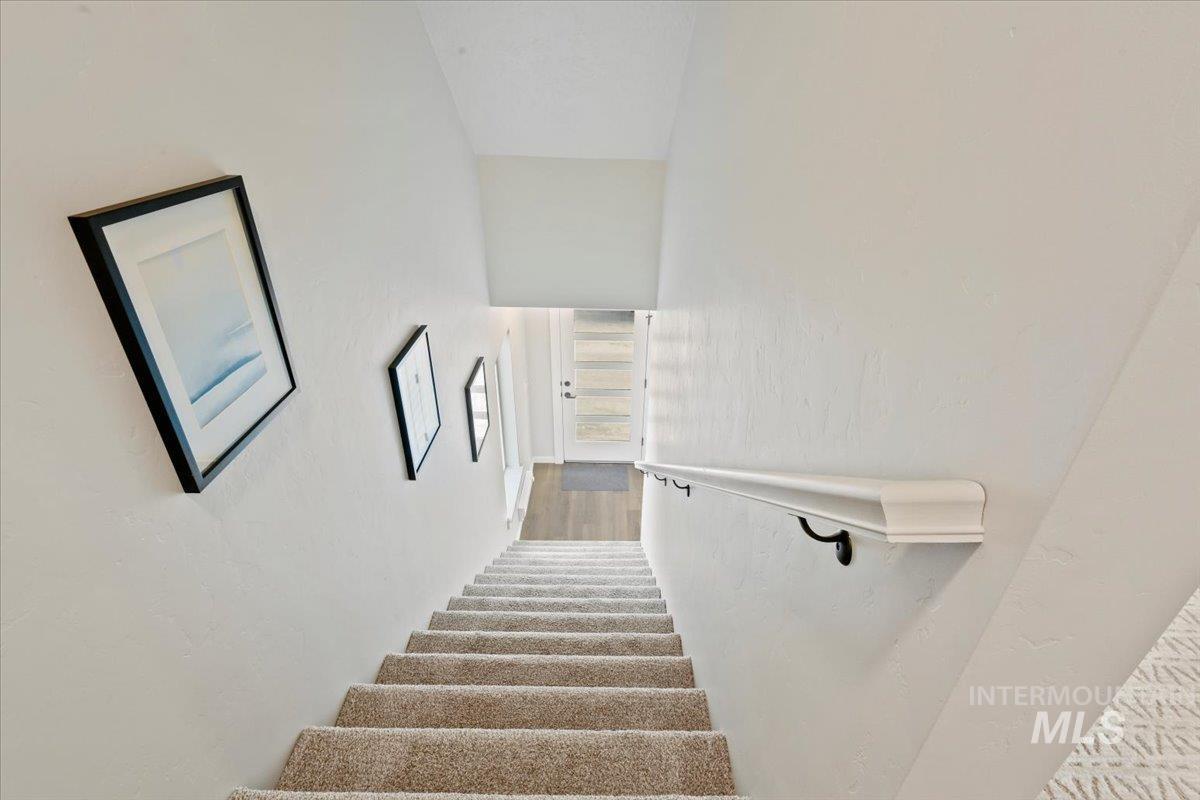 Property Photo: 523 N Lucy Lane ID 83687