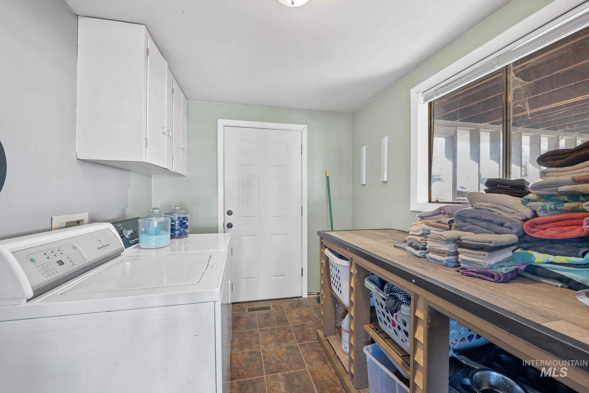 Property Photo: 1202 10th Street ID 83501-2128