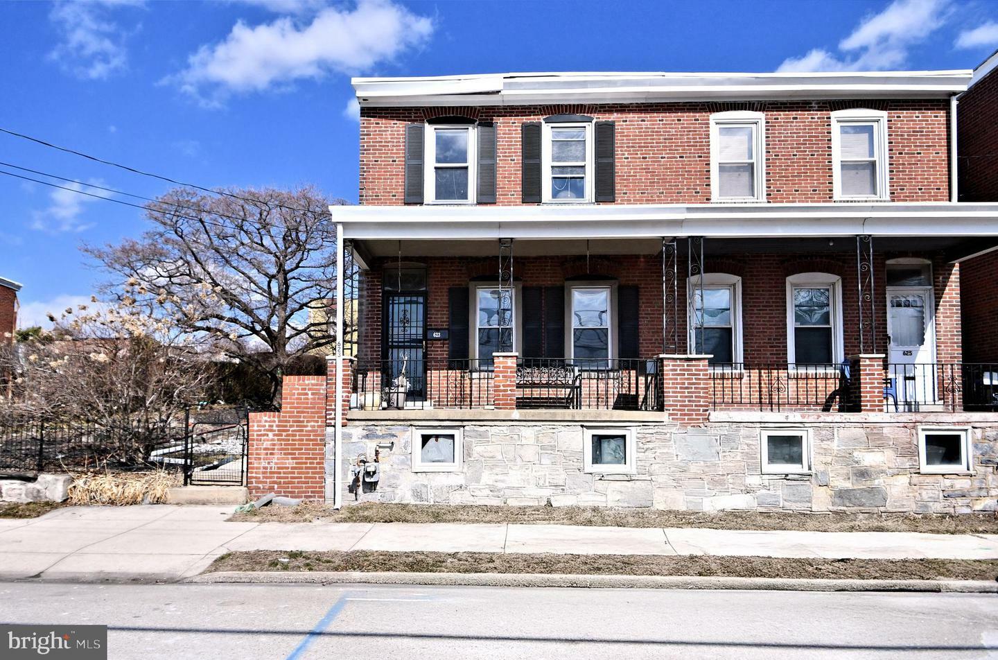 Property Photo:  623 E Oak Street  PA 19401 