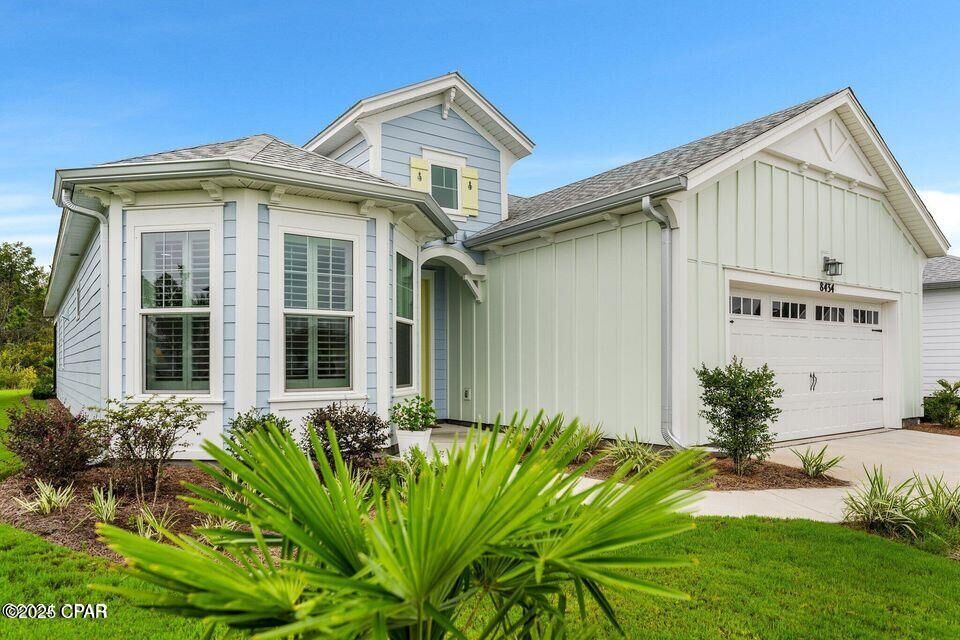 Property Photo:  8434 Island Breeze Avenue  FL 32413 
