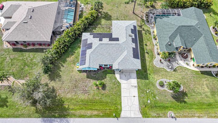 Property Photo: 25069 Bolivar Drive FL 33983