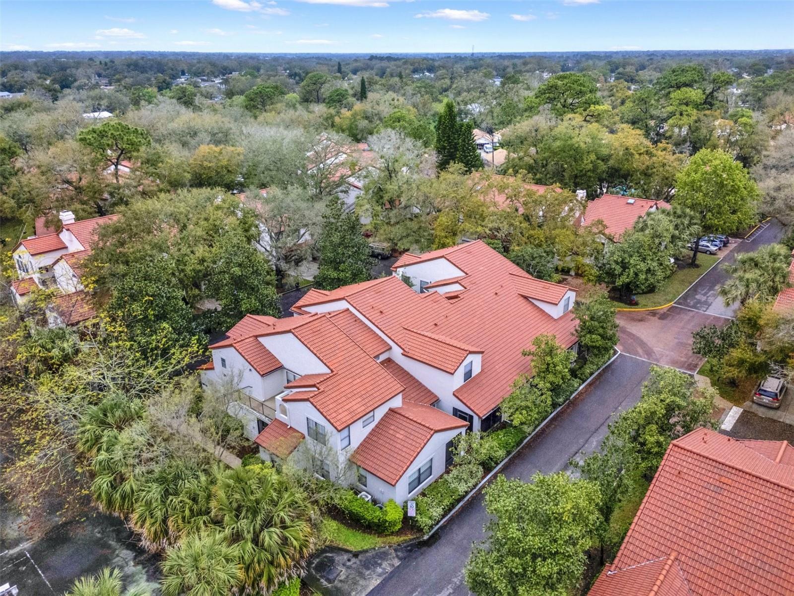 Property Photo: 520 Via Verona Lane 103 FL 32714
