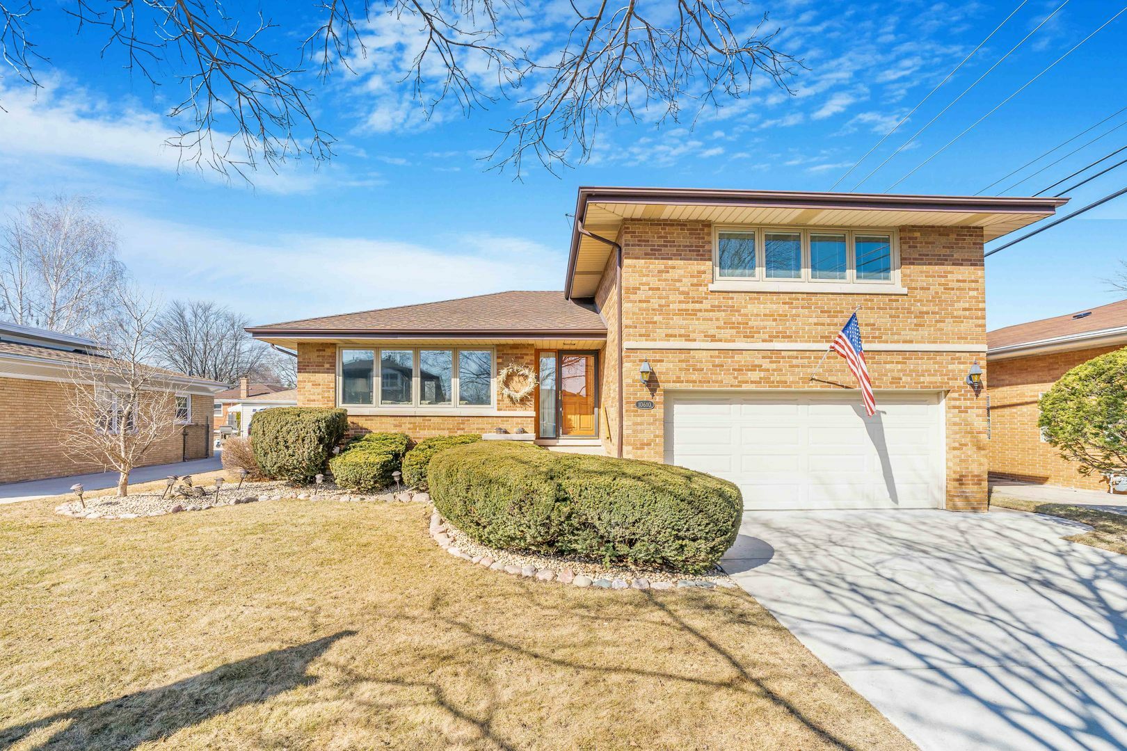 Property Photo: 10610 Preston Street IL 60154