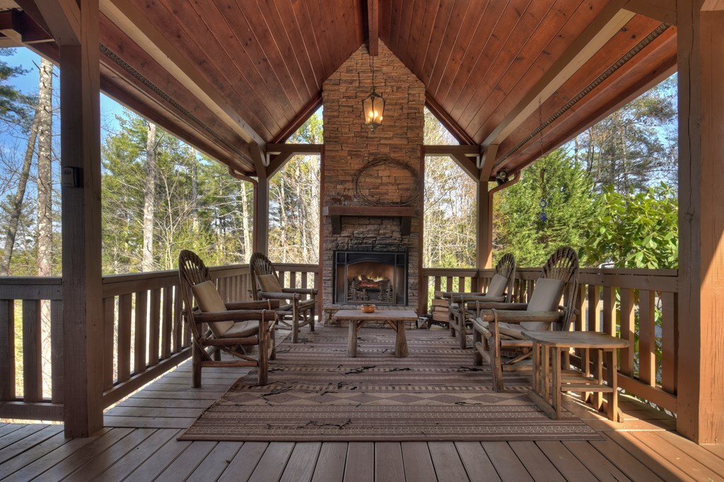 Property Photo: 602 Laurel Creek Trail GA 30522