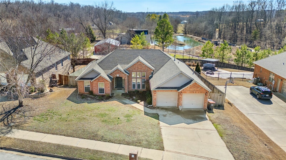 Property Photo: 3925 Amberwood Street AR 72762
