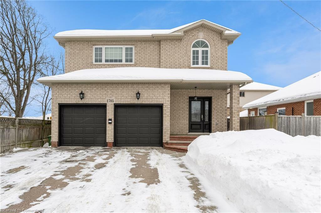 Property Photo: 1705 Upper Wellington Street ON L9B 1P1