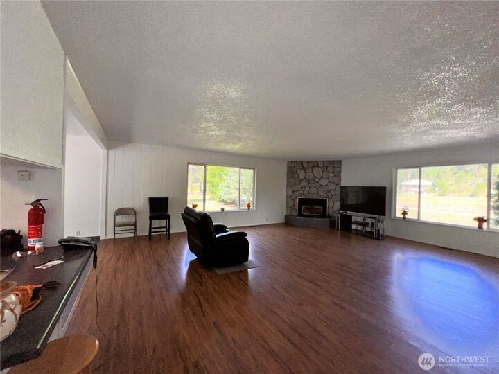 Property Photo:  17320 N Highway 21  N  WA 99150 