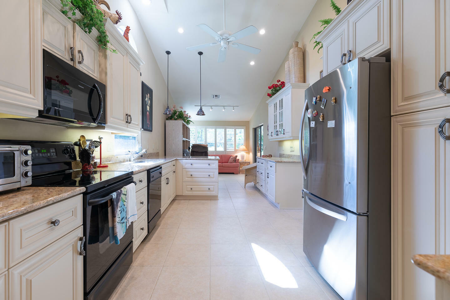 Property Photo: 12803 NW Cinnamon Way FL 34990