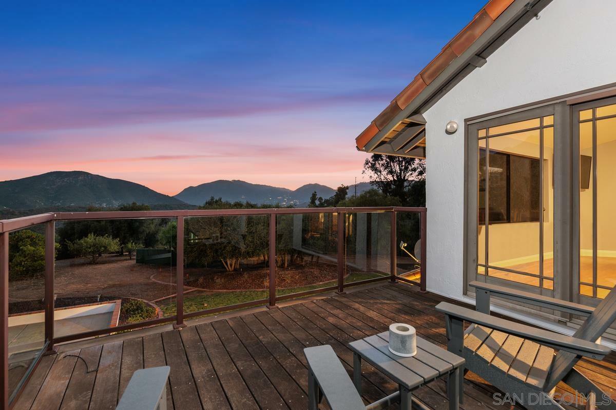 Property Photo: 3453 Via Loma Vista CA 92029