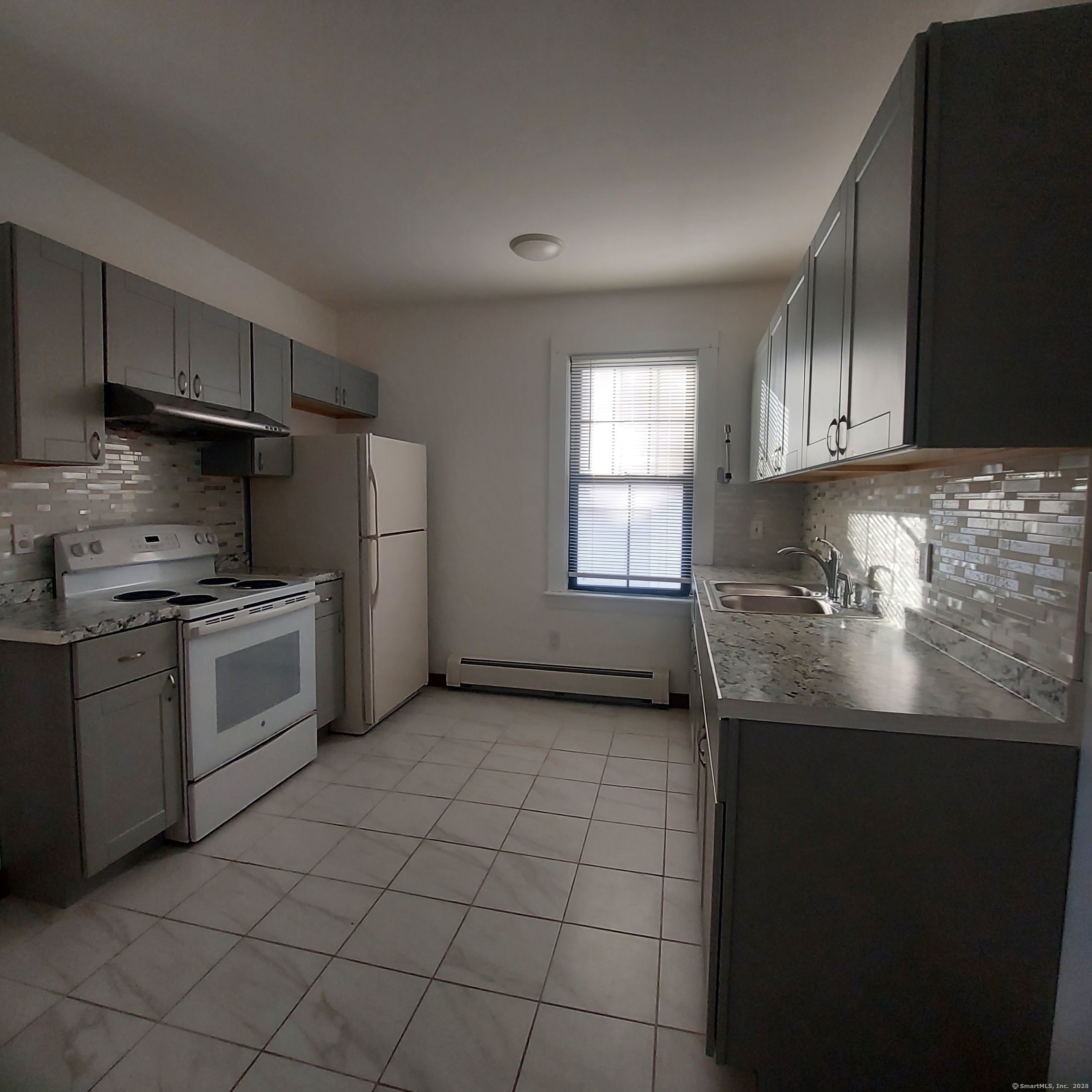 Property Photo:  511 New London Turnpike  CT 06360 