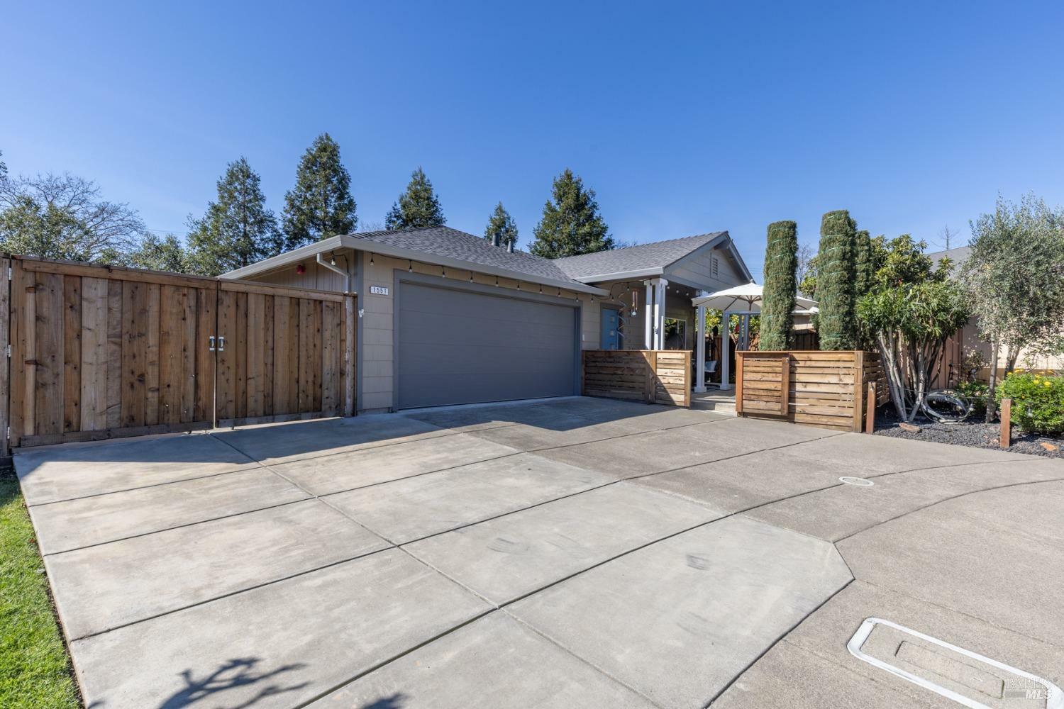 Property Photo:  1551 Philip Drive  CA 95448 