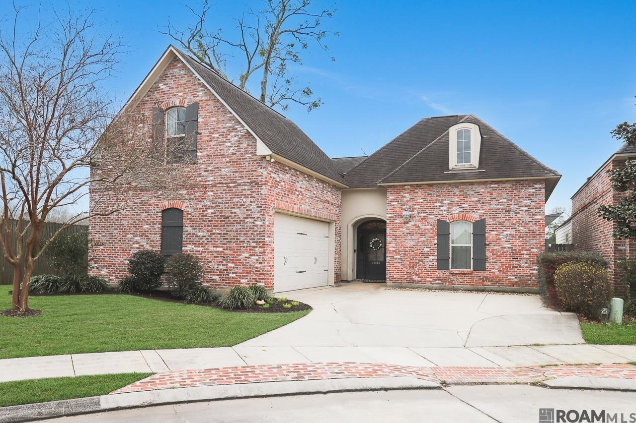 Property Photo:  14868 Kingsland Way  LA 70810 