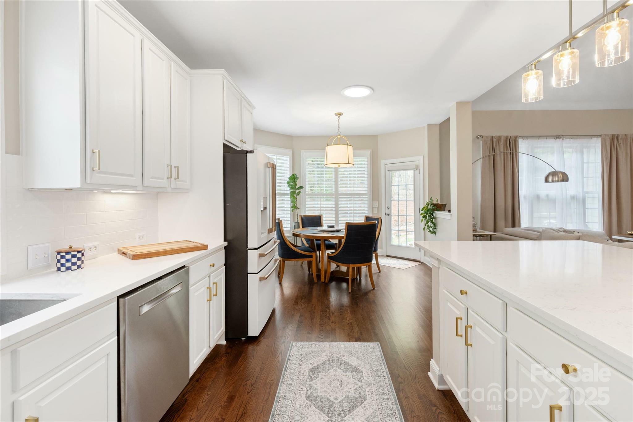 Property Photo: 875 Stratford Run Drive SC 29708