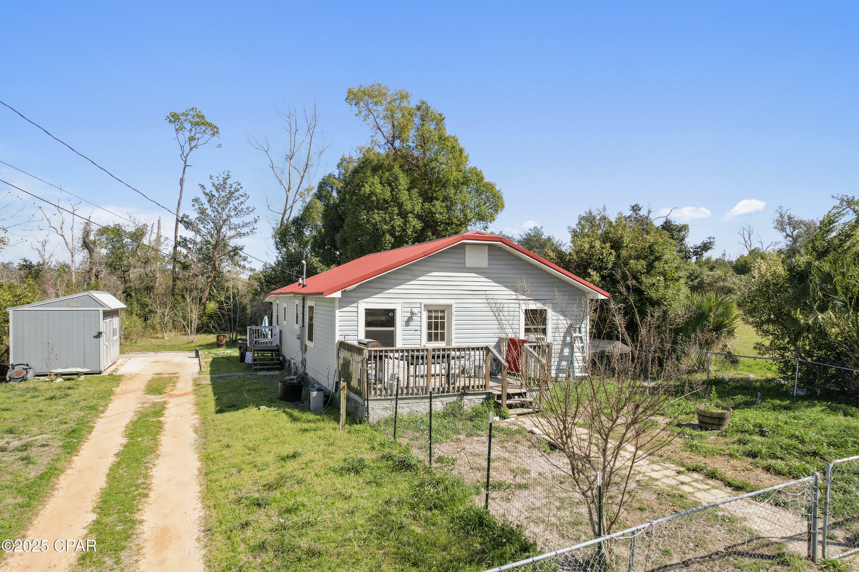Property Photo: 138 Springfield Avenue FL 32401