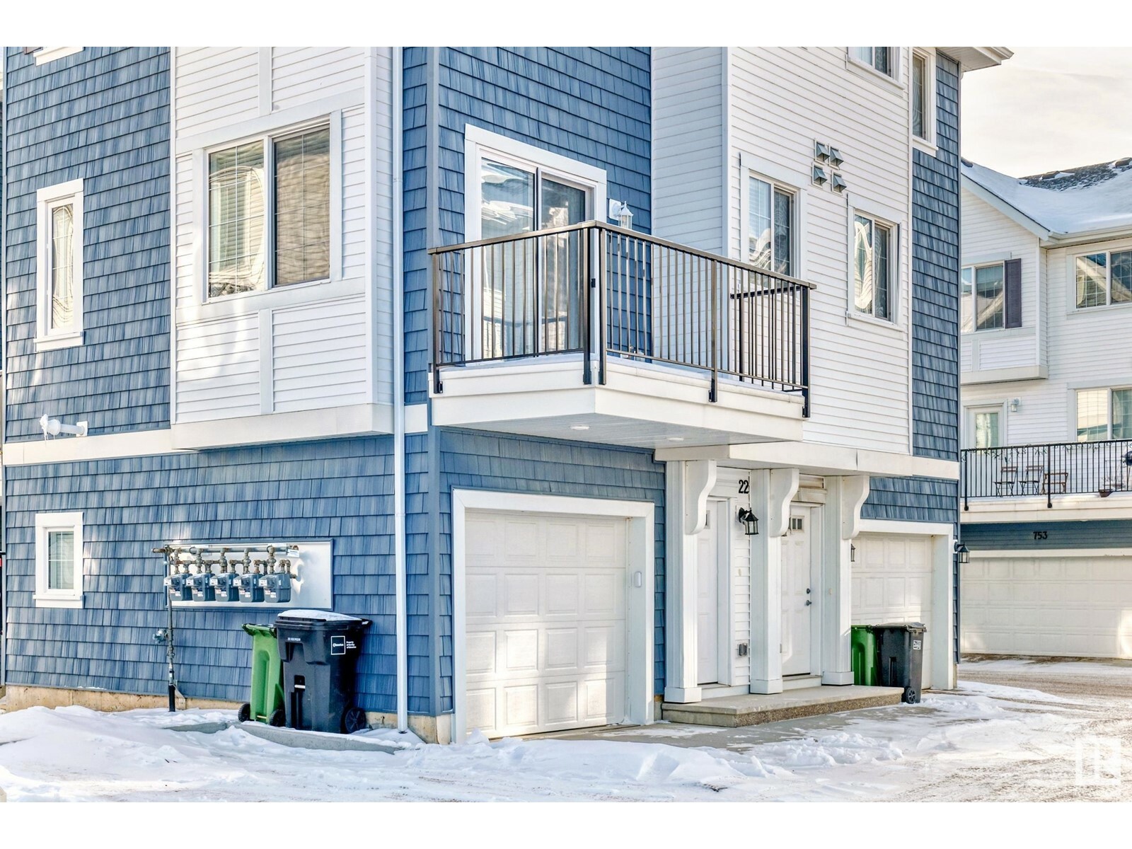 Property Photo:  #22 735 Allard Bv SW  AB T6W 1A8 