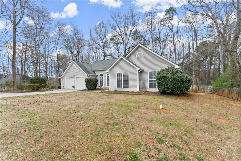 Property Photo:  1925 Emerald Drive  GA 30040 