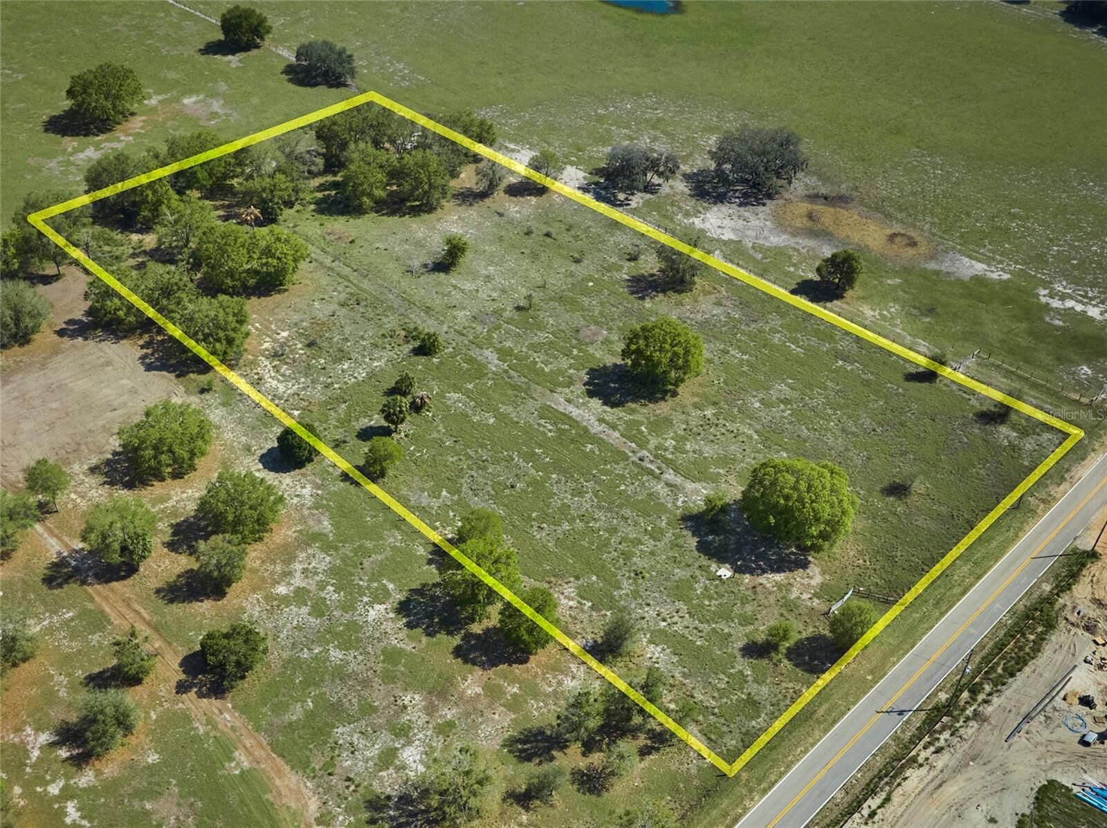 Property Photo:  386 Capps Road  FL 33898 