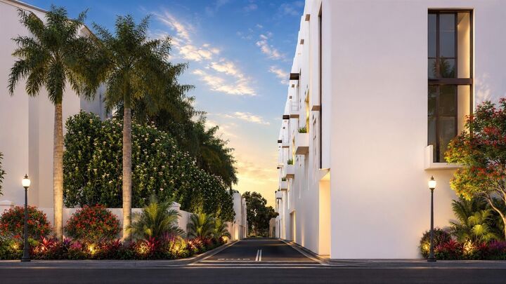 Property Photo:  1305 4th Street 202P  FL 34236 