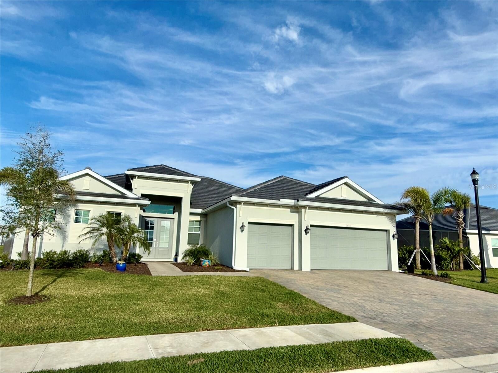Property Photo: 15155 Scarlet Oak Court FL 33955