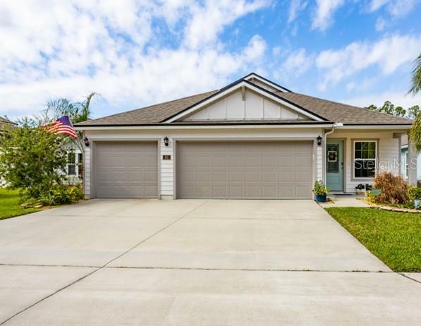 Property Photo: 81 Lob Wedge Lane FL 32110