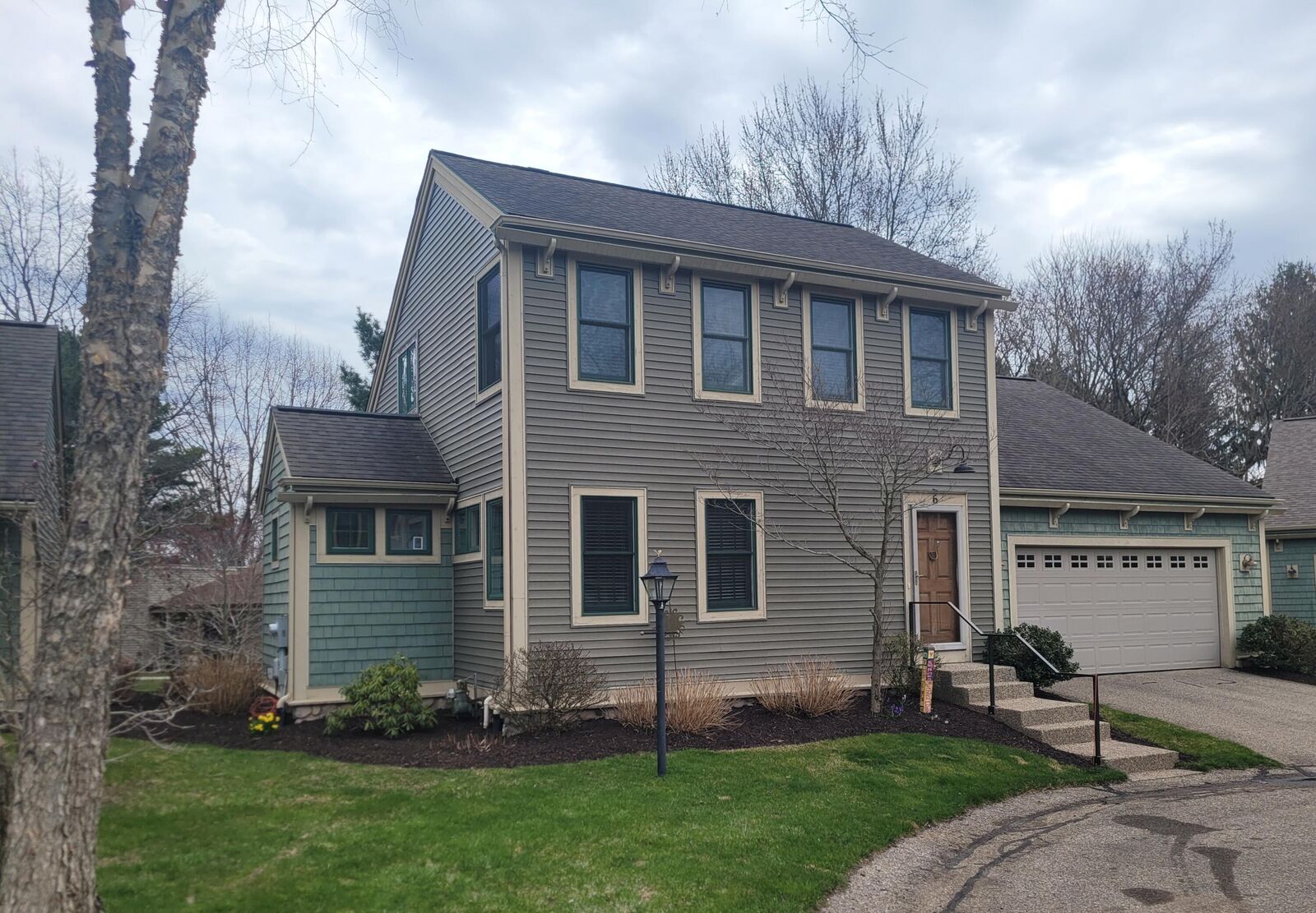 Property Photo:  6 Cider Hill Lane  MI 49406 