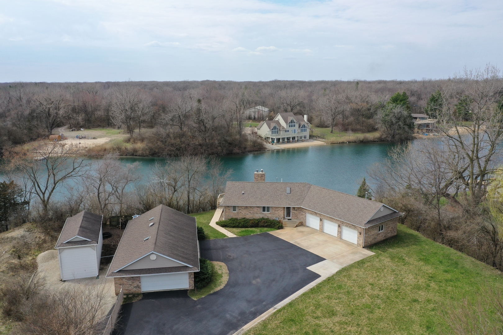 Property Photo:  2435 Wahoo Court  IL 60450 