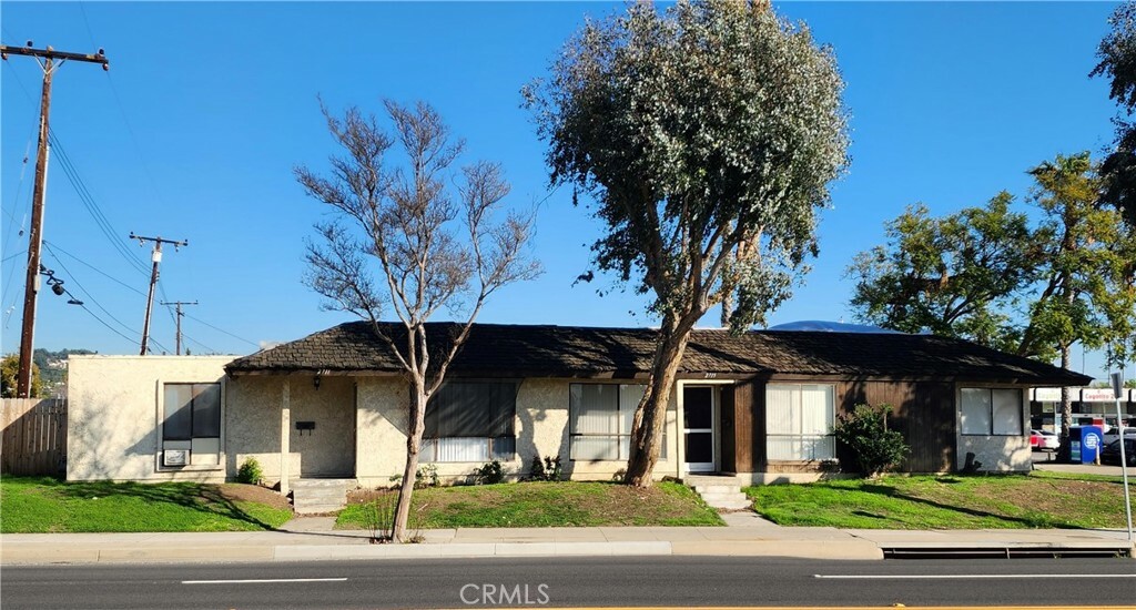 Property Photo: 2711 N Orange Olive Rd CA 92865