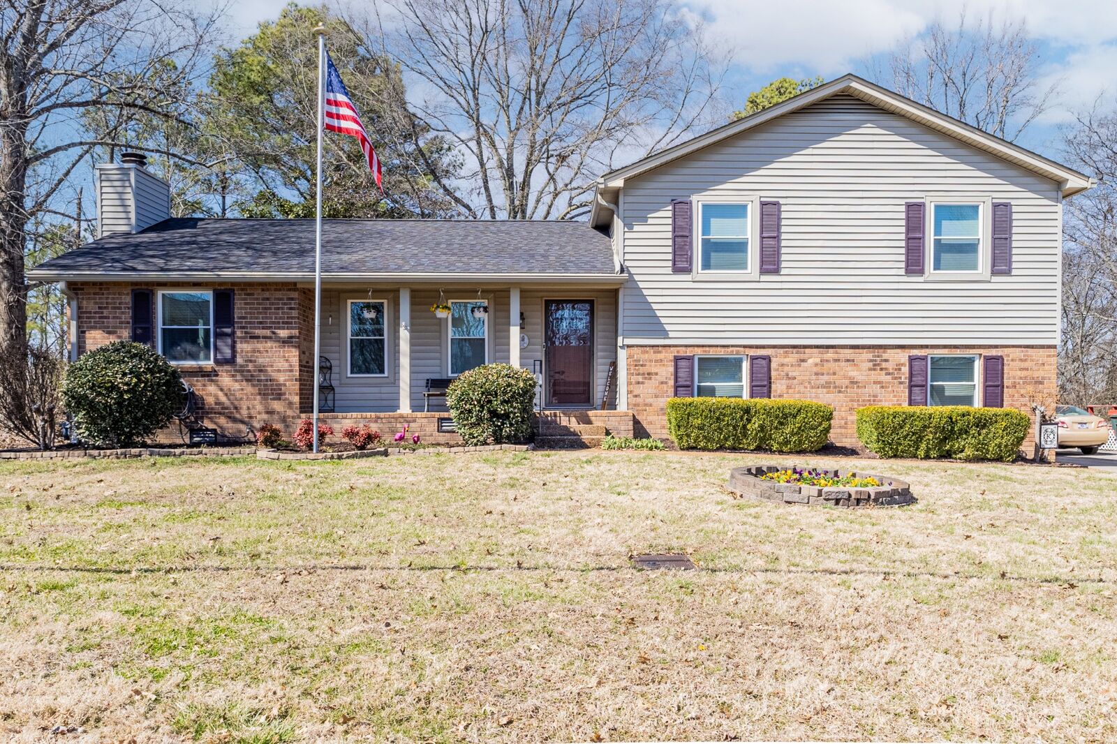 Property Photo: 5140 Roxborough Dr TN 37076