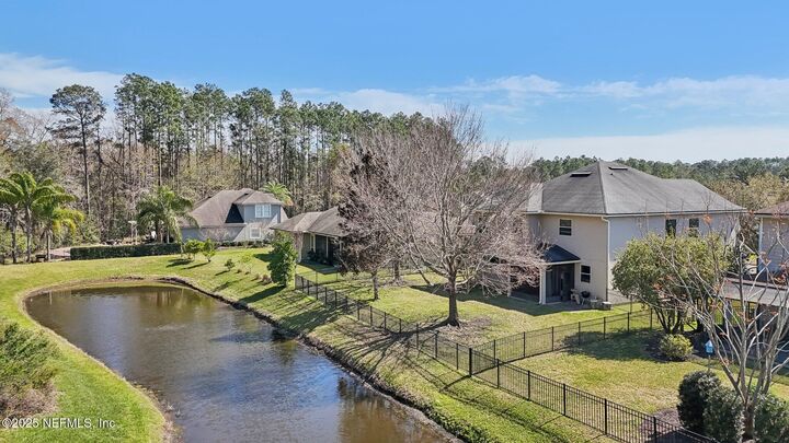 Property Photo: 417 E Adelaide Drive FL 32259