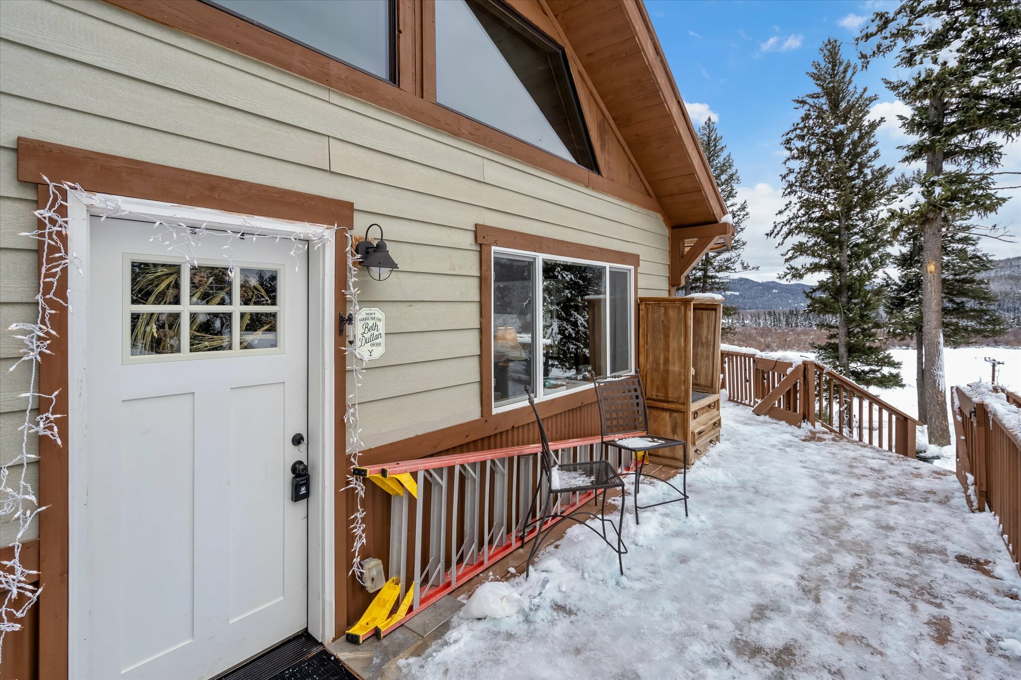 Property Photo:  4695 Star Meadow Road  MT 59937 