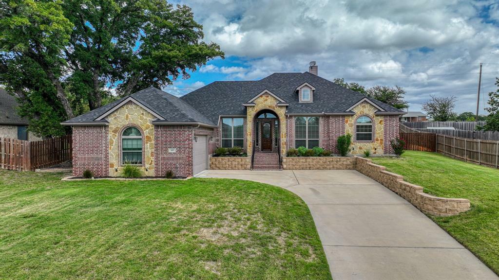 Property Photo:  109 Kari Linda Court  TX 76085 