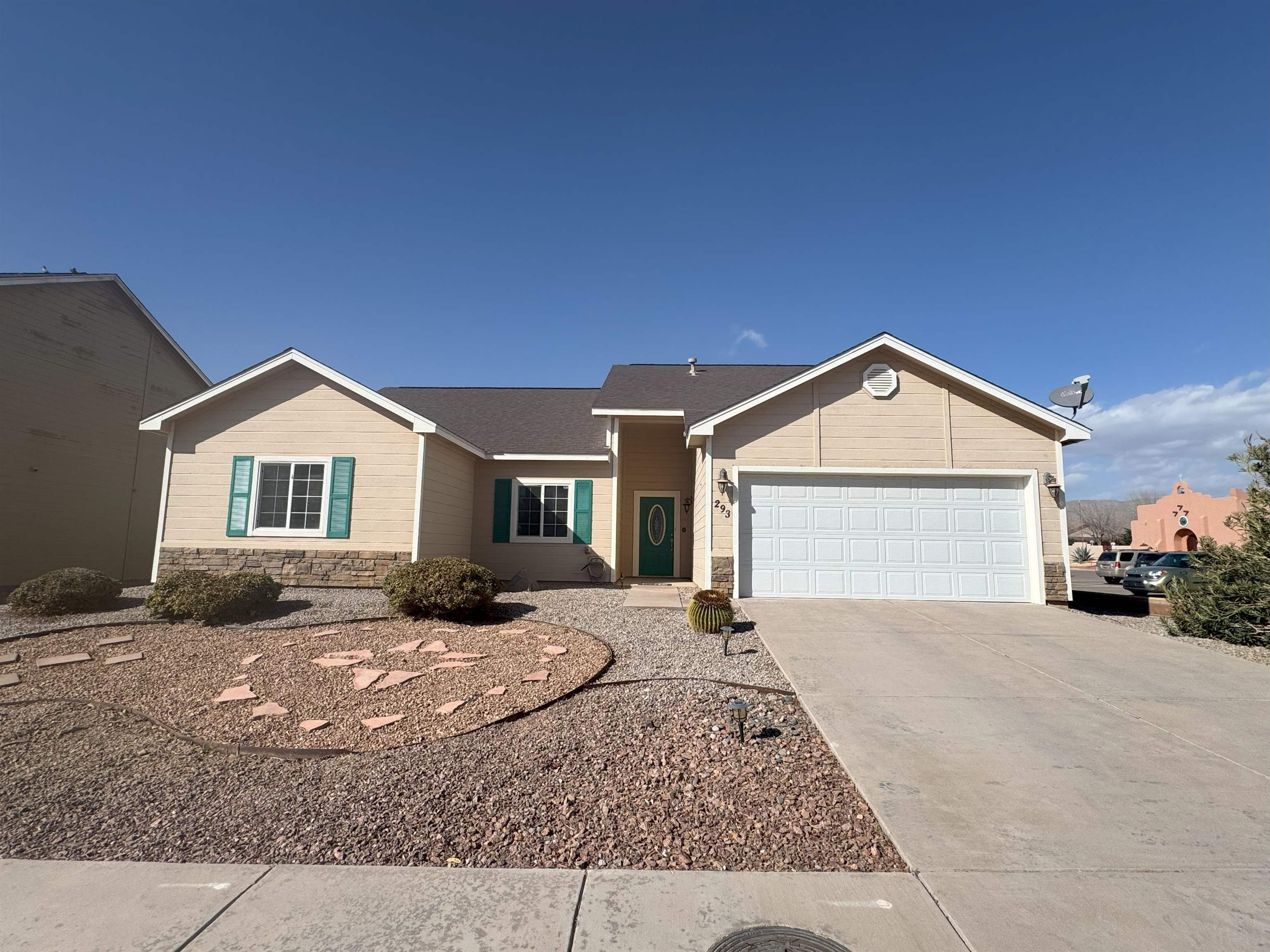 Property Photo:  293 Dublin Ln  NM 88310-0000 
