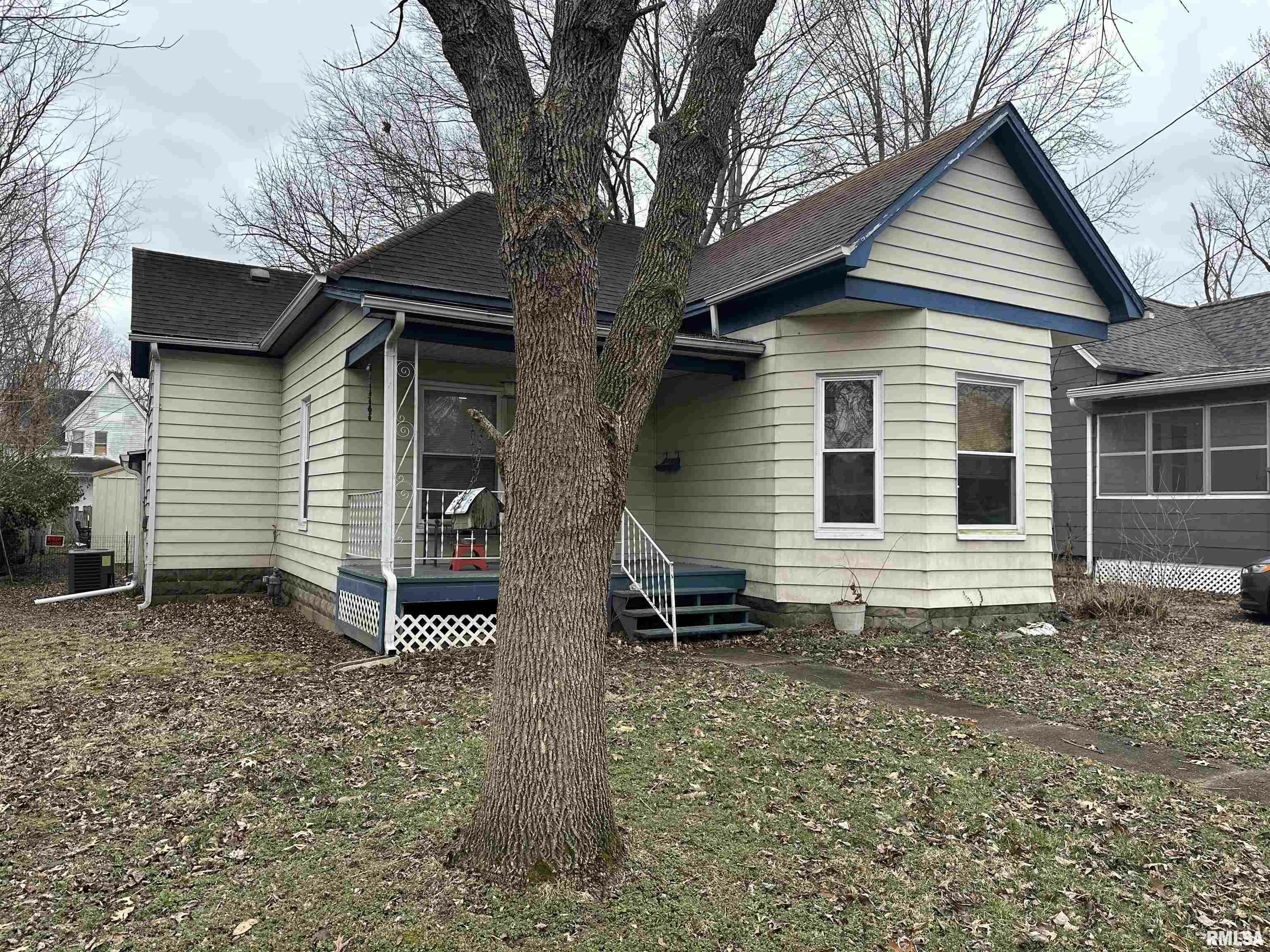 Property Photo:  2033 Edith Street  IL 62966 