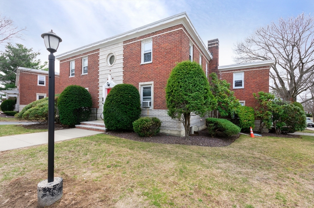 Property Photo: 69 Bell Rock St 4 MA 02148